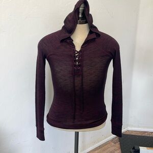 Prince & Fox maroon and black long sleeve hoodie size XS